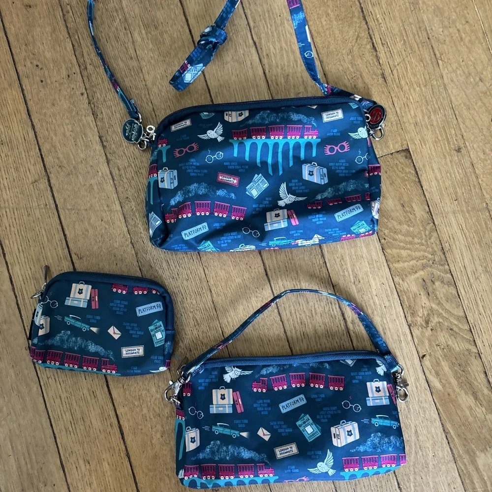 Jujube Harry Potter Platform 9 3/4 Zip Up Bag Set Of 3 Coin Purse Makeup Clutch